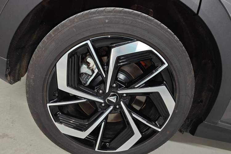 Used Deepal S07 2024 215Max Qiankun Intelligent Driving ADS SE Range-Extended Version