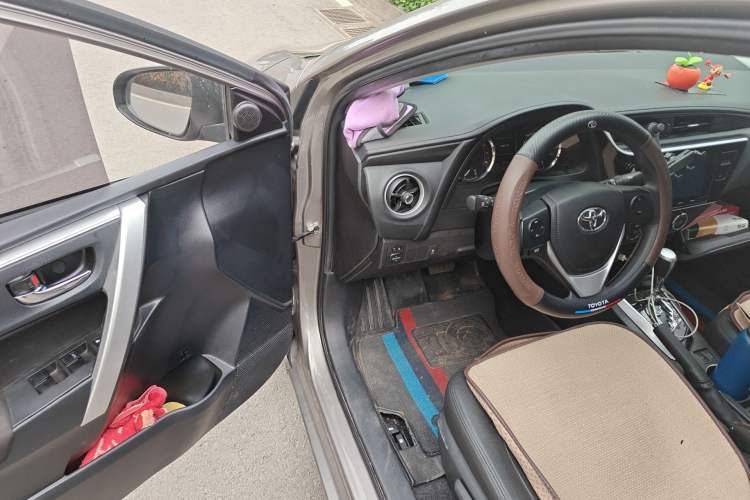 Used Toyota Corolla 2018 1.2T S-CVT GL-i Zhihui Edition Driver Seat