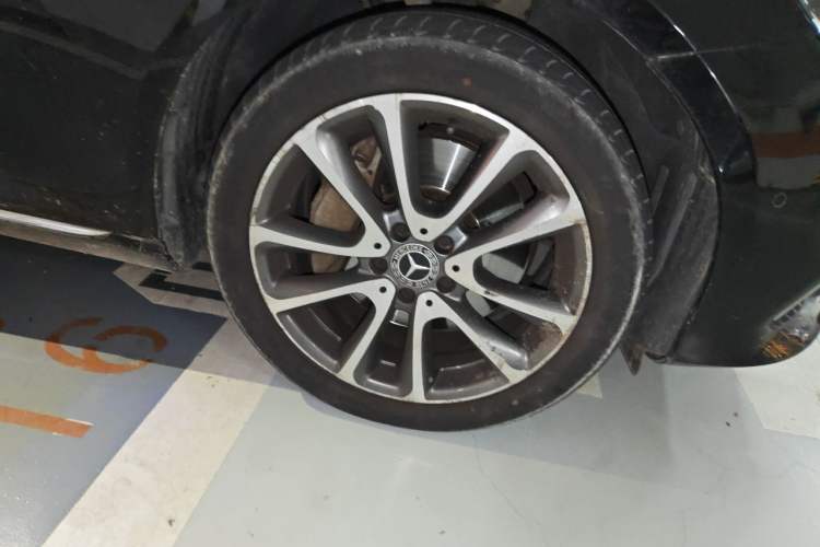 Used Mercedes-Benz E-Class 2017 E 300 L Luxury Model