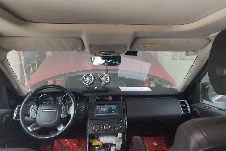 Used Land Rover Discovery 2018 3.0 SC V6 SE