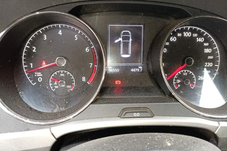 Used Volkswagen Touran 2018 Volkswagen Touran L 1.6L Manual Trend Edition
