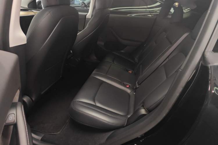 Used Tesla Model Y 2021 Standard Range Rear-Wheel Drive Version
