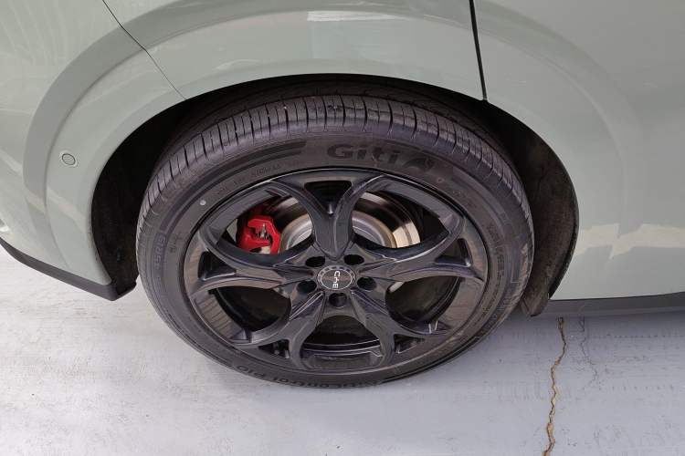 Used BYD Seal 06GT 2025 550 All-Wheel-Drive Heatwave Edition
