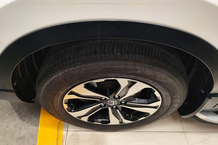 Used Honda CR-V 2021 240TURBO CVT 2WD Comfort Version Left Front Wheel Hub