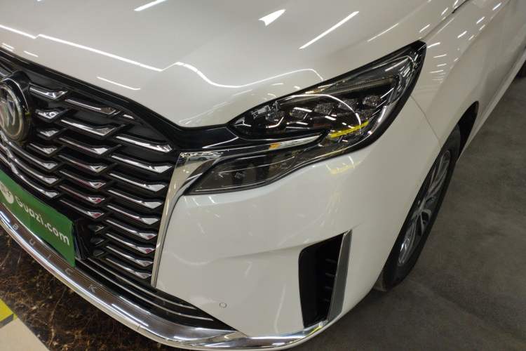 Used Buick GL8 2023 ES Lu Zun Deluxe Model