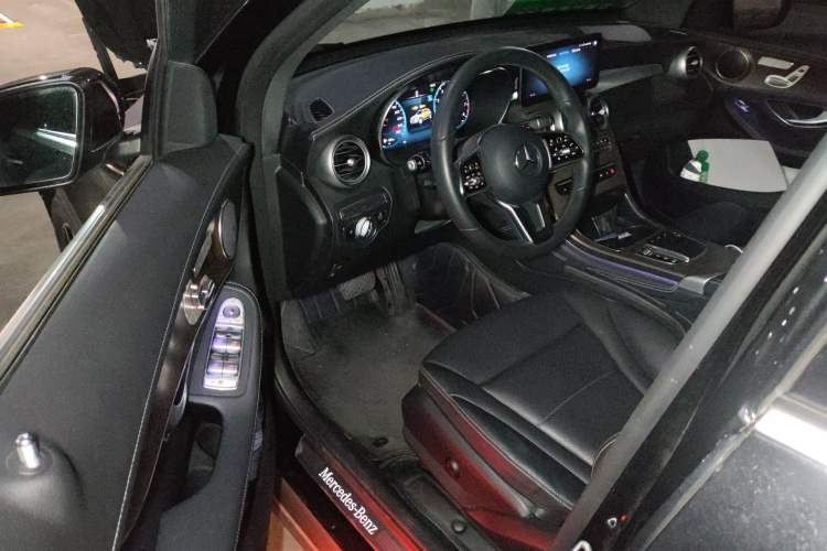 Used Mercedes-Benz GLC 2021 GLC 260 L 4MATIC Luxury Model