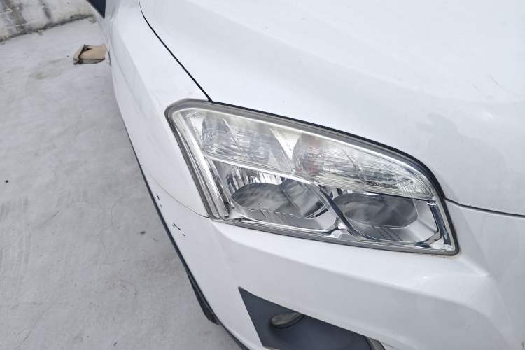 Used Chevrolet Trax 2016 1.4T Automatic Two-Wheel Drive Comfort Version with Sunroof