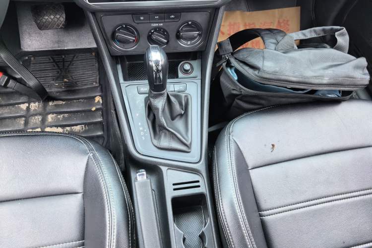 Used Volkswagen Lavida 2019 Lavida Start 1.5L Automatic Trendy Version China VI Standard
