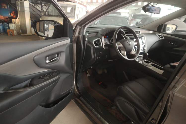 Used Nissan Murano 2019 2.5L XE Two-Wheel Drive Elite Version China VI Standard
