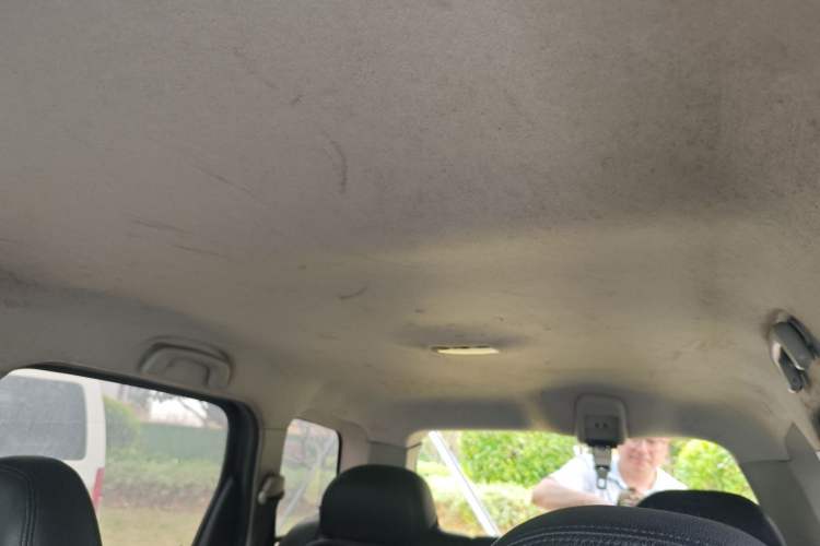 Used FORTHING Joyear X5 2013 1.6L Manual Luxury Model