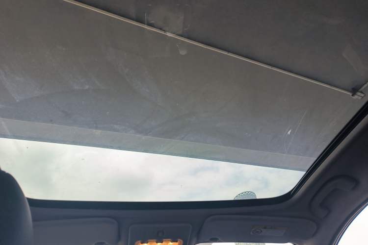 Used Nissan Qashqai 2019 2.0L CVT Luxury Edition Headliner