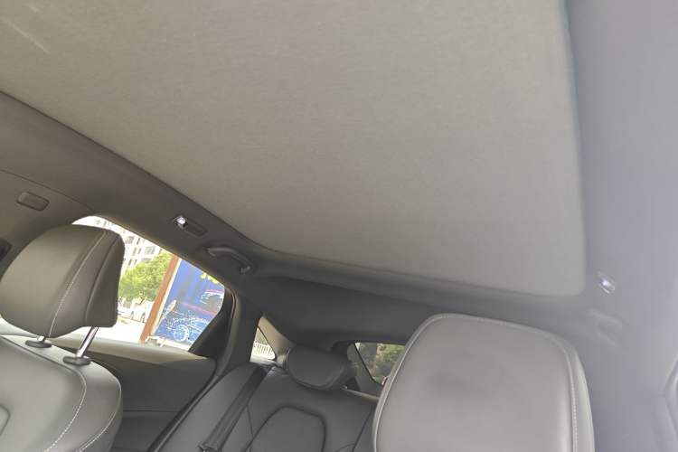 Used ARCFOX Alpha S 2022 525S 160kW Headliner