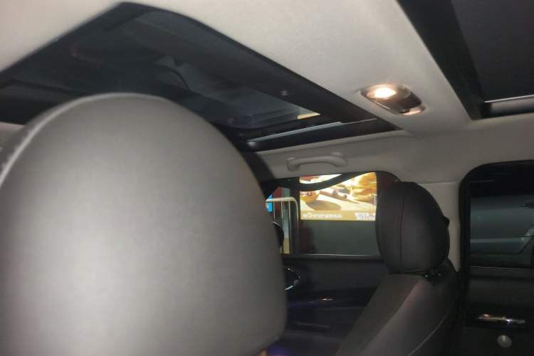 Used MINI Clubman 2023 1.5T COOPER Connoisseur
