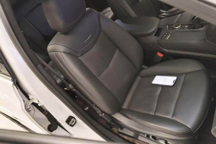 Used Cadillac XT5 2020 28T Luxury Version