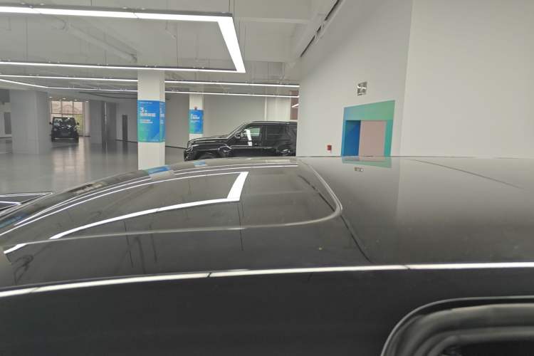 Used Zeekr 009 2024 Six-Seat Executive Version 4WD 108 kWh
