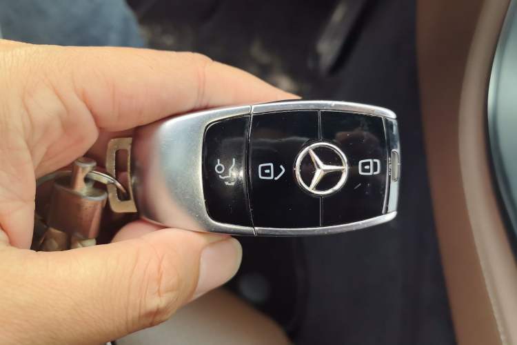 Used Mercedes-Benz E-Class 2021 E 300 L Sporty and Stylish Model