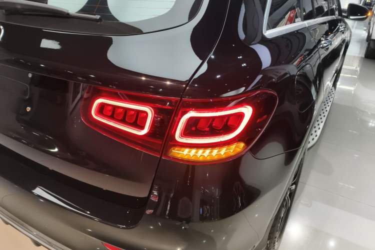 Used Mercedes-Benz GLC 2021 GLC 260 L 4MATIC Luxury Model Right Rear Taillight