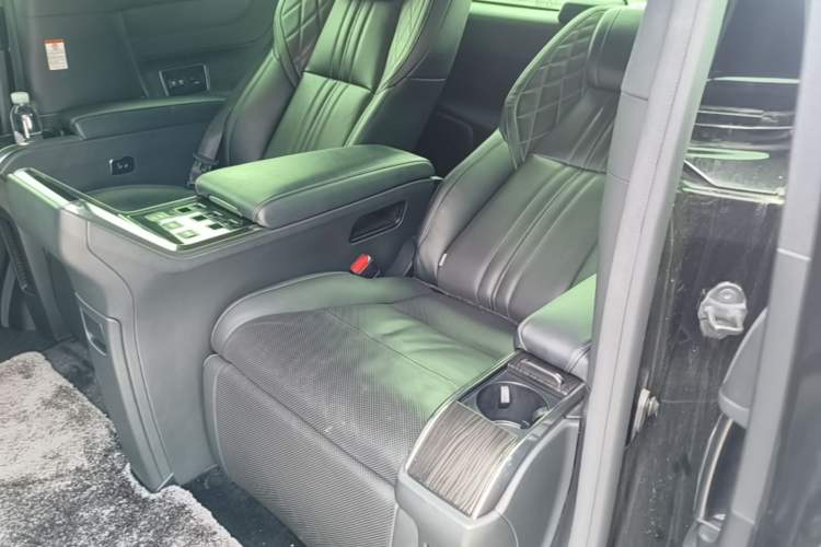 Used Lexus LM 2020 300h Four-Seat Grand Edition