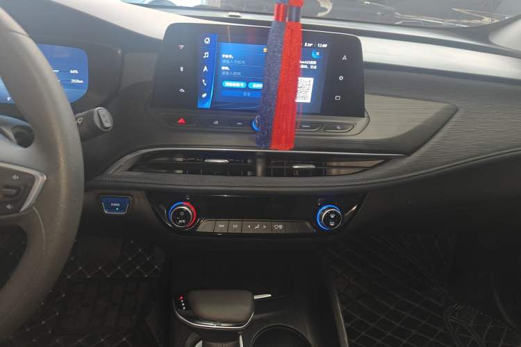 Used Buick Velite 6 2023 430km Range Commuter Version
