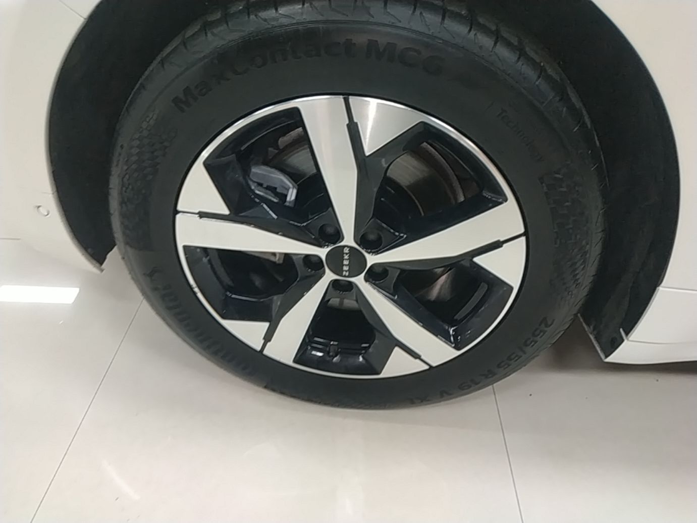 Zeekr 001 2023 WE Edition 100 kWh — снимка 11