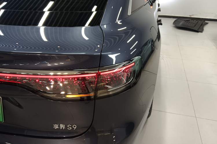 Used Hima Stelato S9 2026 Model Range-Extended Max Rear-Wheel Drive 53 kWh Right Rear Taillight