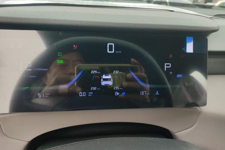 Used Geely Auto FX11 2025 4th Generation 1.5TD DCT – The Start
