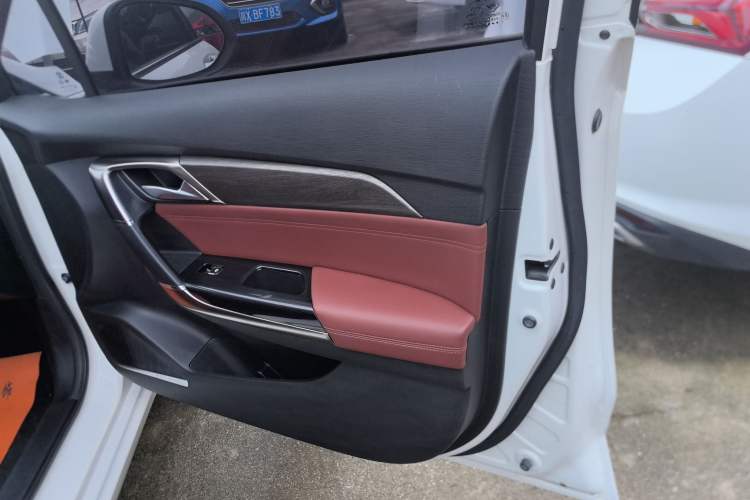 Used BAIC Senova D50 2018 1.5L Manual Prestige Intelligent Drive Edition
