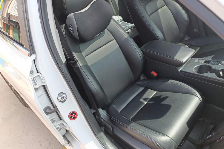 Used Honda Integra 2022 240TURBO CVT Technology Edition Right Front Seat