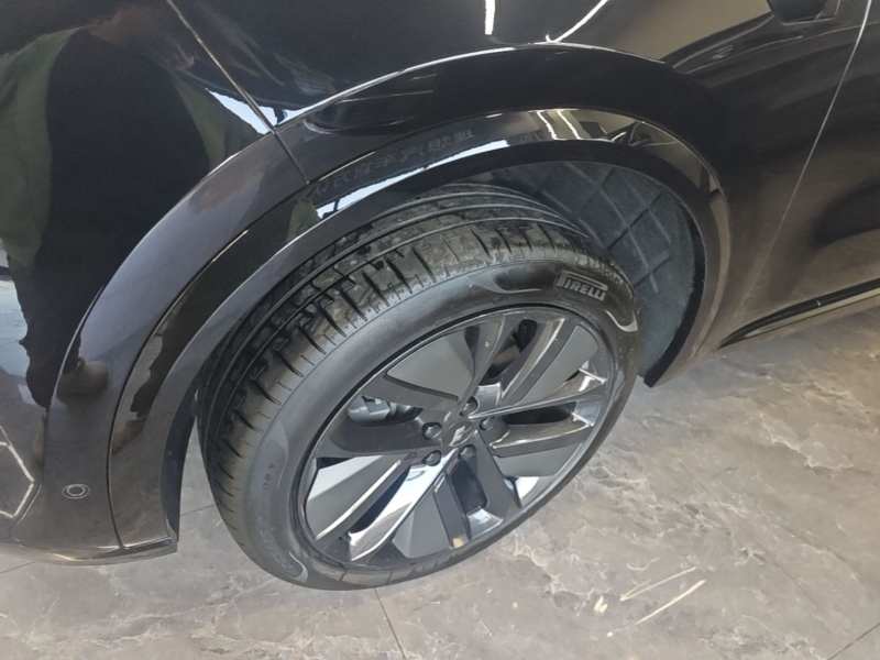 Used Li Auto L8 2023 Pro Model — 22