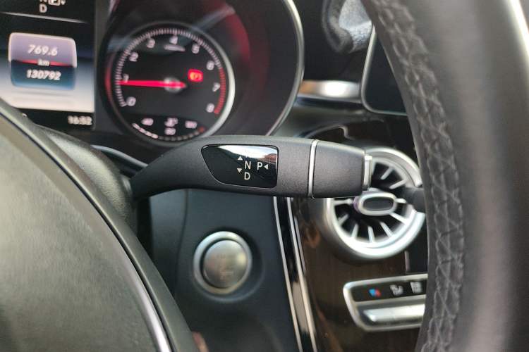 Used Mercedes-Benz C-Class 2015 C 200 L 4MATIC Gear Lever