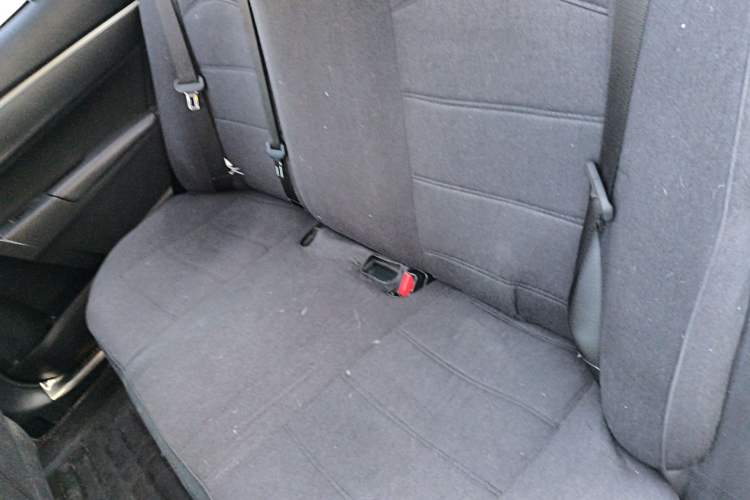 Used Toyota Levin 2016 Dual-Engine 1.8H GS E-CVT Elite Model with Sunroof
