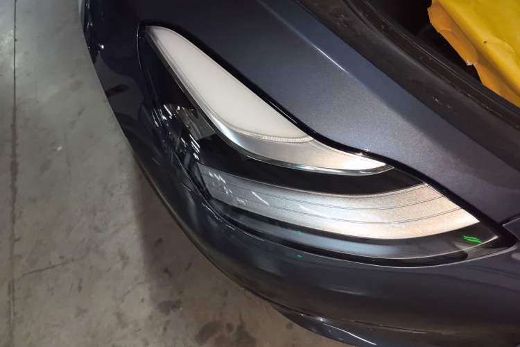 Used Tesla Model 3 2019 Long-Range Rear-Wheel-Drive Version
