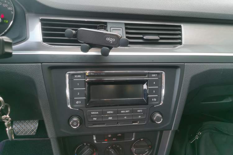 Used Volkswagen Bora 2018 1.5L Automatic Fashion Model