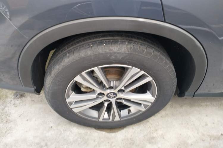 Used BYD Song Pro 2019 1.5T Automatic Luxury Model Right Rear Wheel Hub