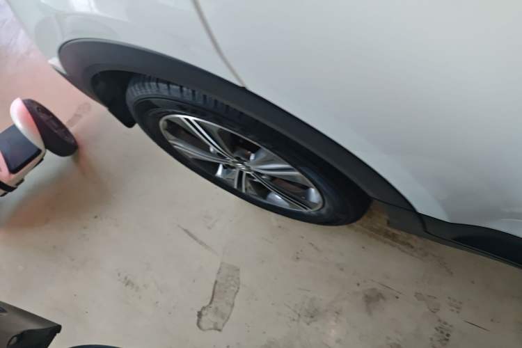 Used Hyundai ix25 2015 2.0L Automatic 4x4 Deluxe DLX