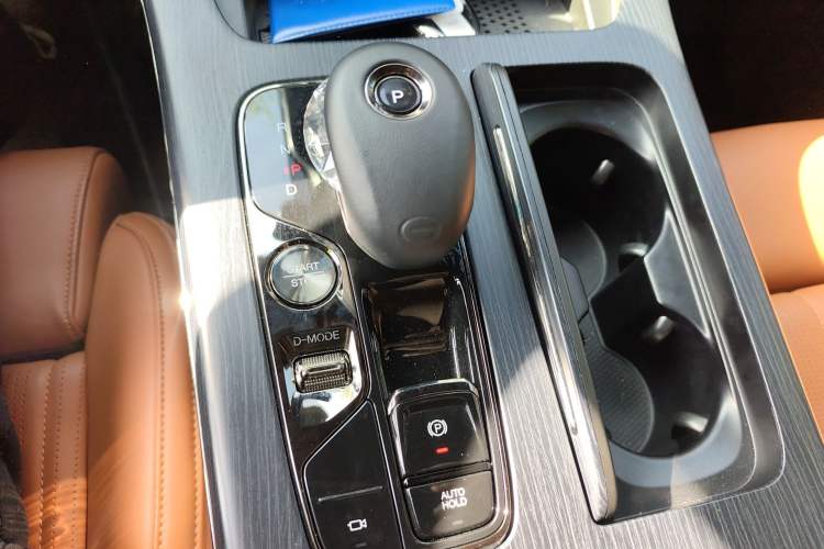 Used GAC Trumpchi M8 2023 Zongshi Series 400T Ultimate Edition Gear Lever