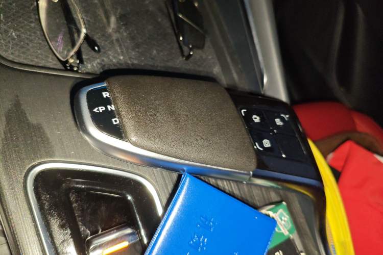 Used CHANGAN UNI-T 2020 1.5T Prestige Version
