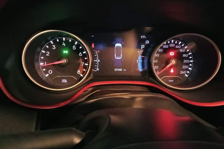 Used Jeep Compass 2019 220T Automatic Four-Wheel Drive High-Performance Flagship Edition
