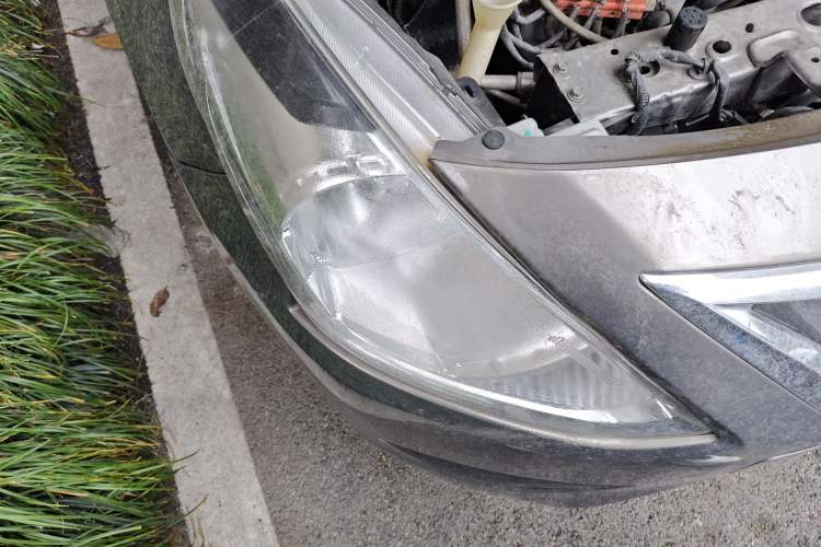 Used Nissan Sunny 2015 1.5XE Manual Comfort Edition
