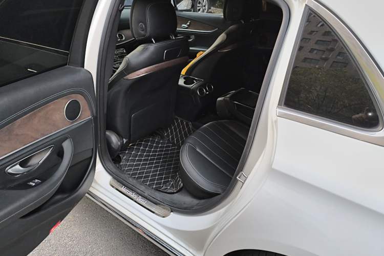 Used Mercedes-Benz E-Class 2016 E 200 L