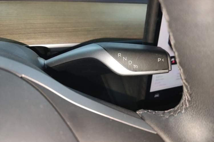 Used Tesla Model Y 2021 Standard Range Rear-Wheel Drive Version