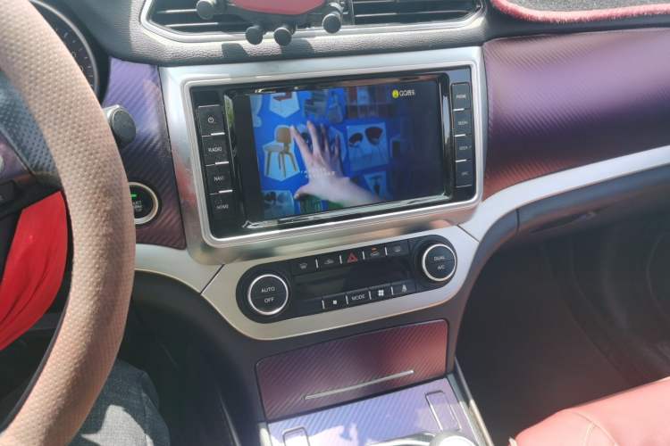 Used Haval H6 Coupe 2017 Red Label 2.0T Manual Two-Wheel Drive Elite Model
