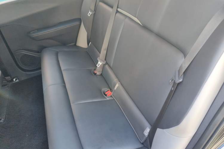 Used Toyota bZ3 2023 517 km Elite PRO Left Rear Seat