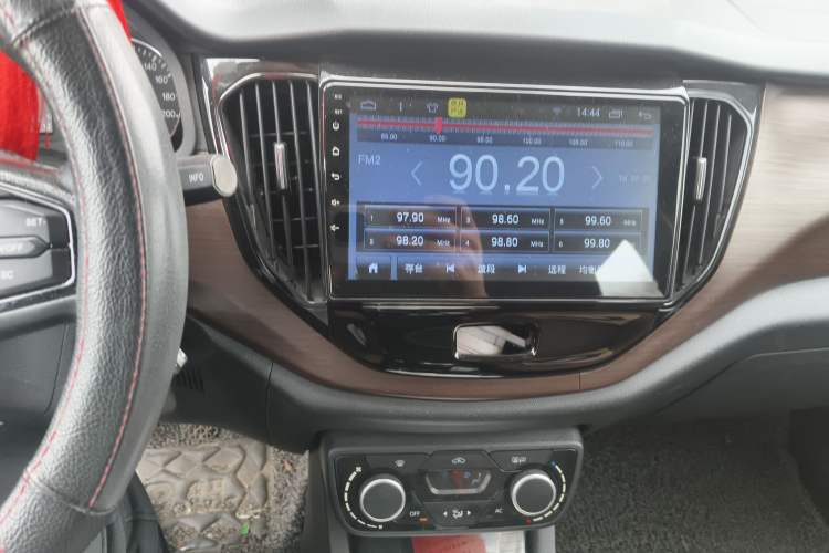 Used FAW Senya R7 2016 1.6L Manual Smart Version
