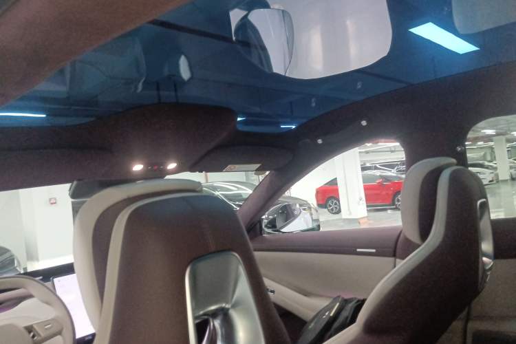 Used Xiaomi Auto YU7 2025 Ultra-Long Range High-Performance All-Wheel-Drive Max Edition
