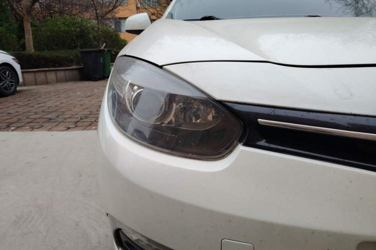Used Renault Fluence 2015 2.0L Standard Edition
