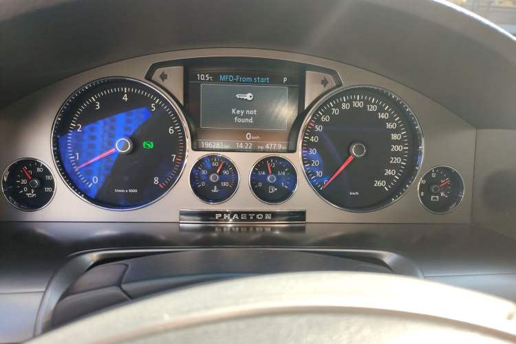 Used Volkswagen Phaeton 2011 3.6L V6 5-Seater Extended Comfort Version
