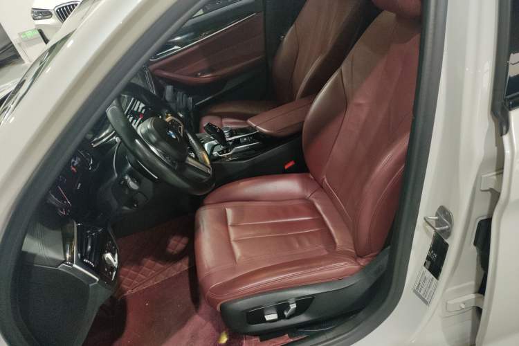 Used BMW 5 Series 2018 Restyled 530Li Leading Edition M Sport Package