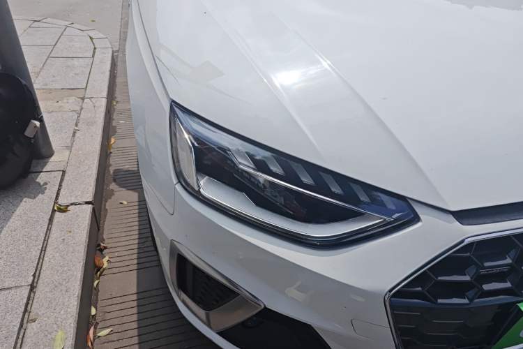 Used Audi A4L 2020 40 TFSI Fashion Dynamic Model Right Front Headlight