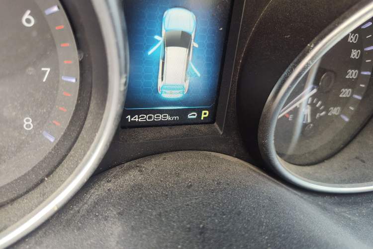 Used Haval H6 Coupe 2018 Red-Label 1.5T Automatic Two-Wheel Drive Ultra-Luxury Model Odometer Close Up